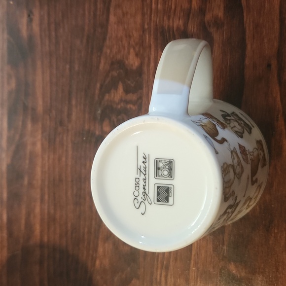 Casa Signature New Bone China Cat Mug. - Picture 4 of 4